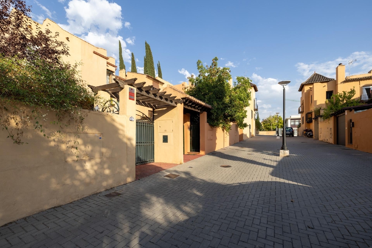 till salu hus Barrio De Granada Alacantí 6
