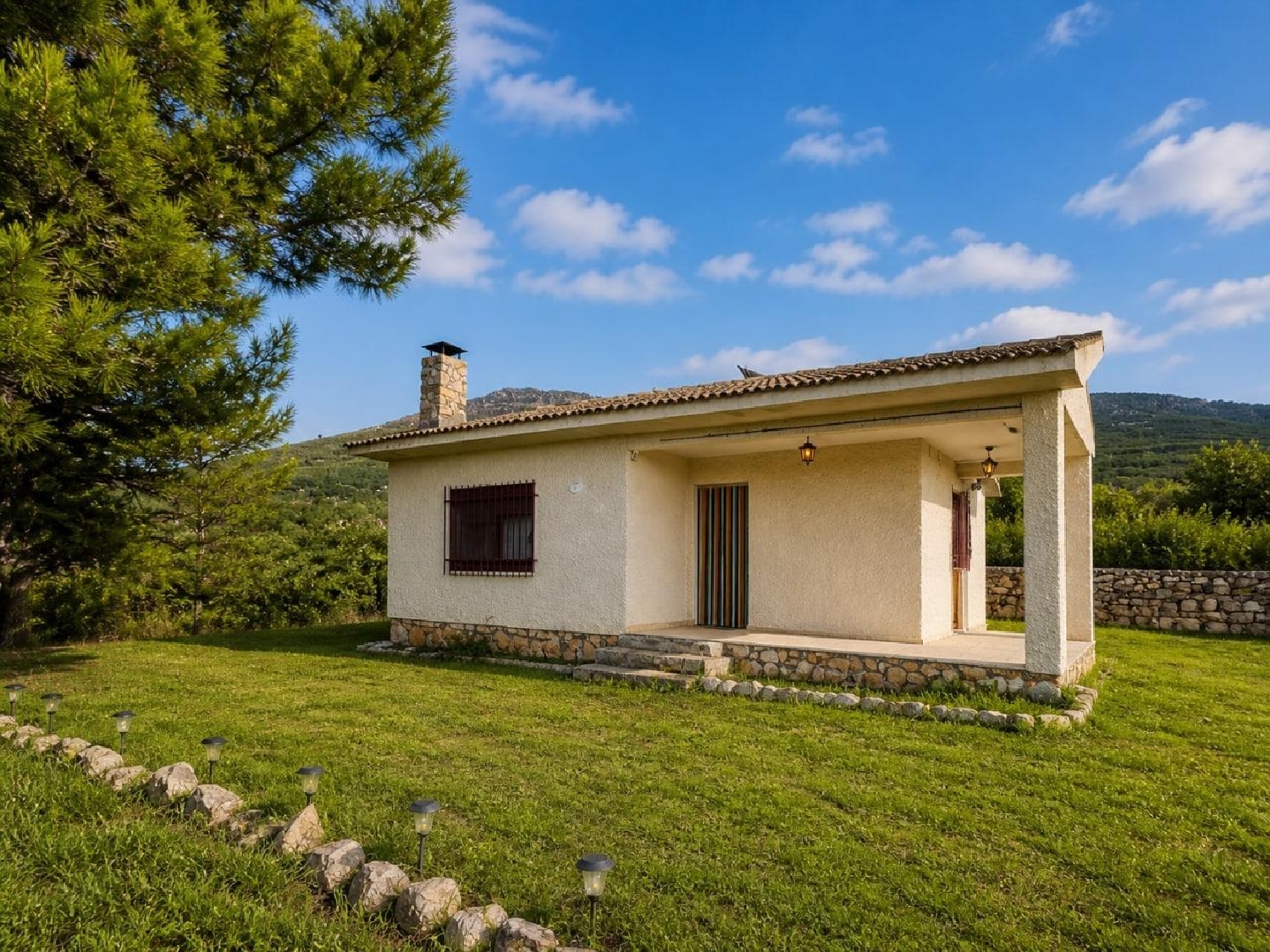  till salu hus Berzosa Del Lozoya Sierra Norte 1