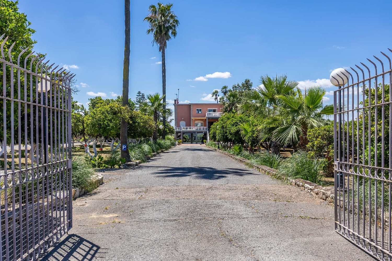for sale house Los Encinares De Sanlucar La Mayor Aljarafe 2