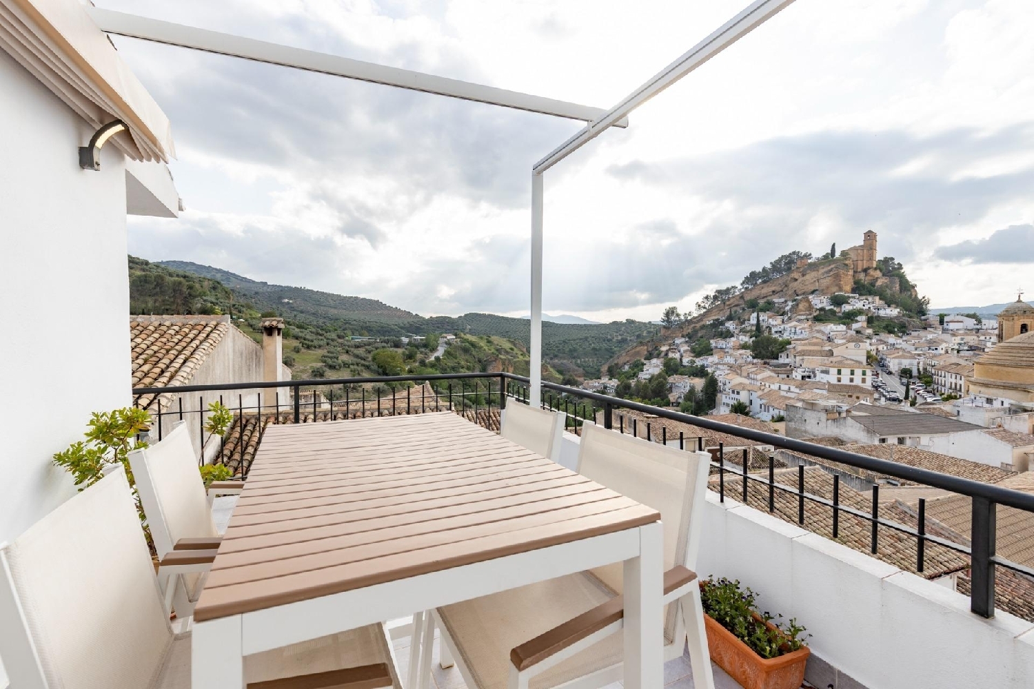  en venta casa Montefrio Loja 2