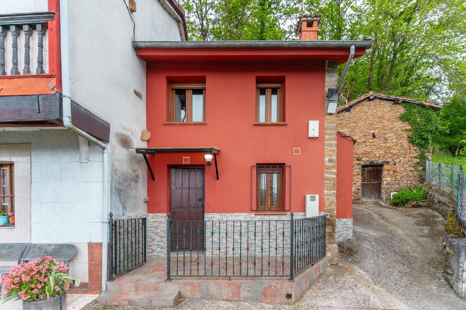 till salu hus San Martín Del Rey Aurelio Nalón 8