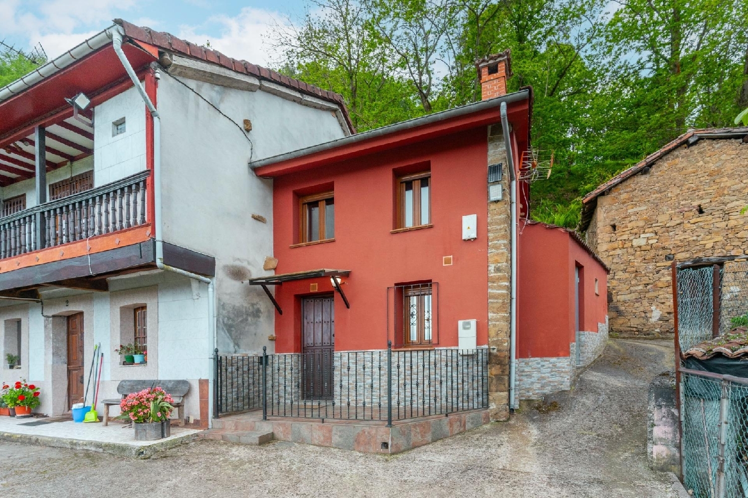 till salu hus San Martín Del Rey Aurelio Nalón 4
