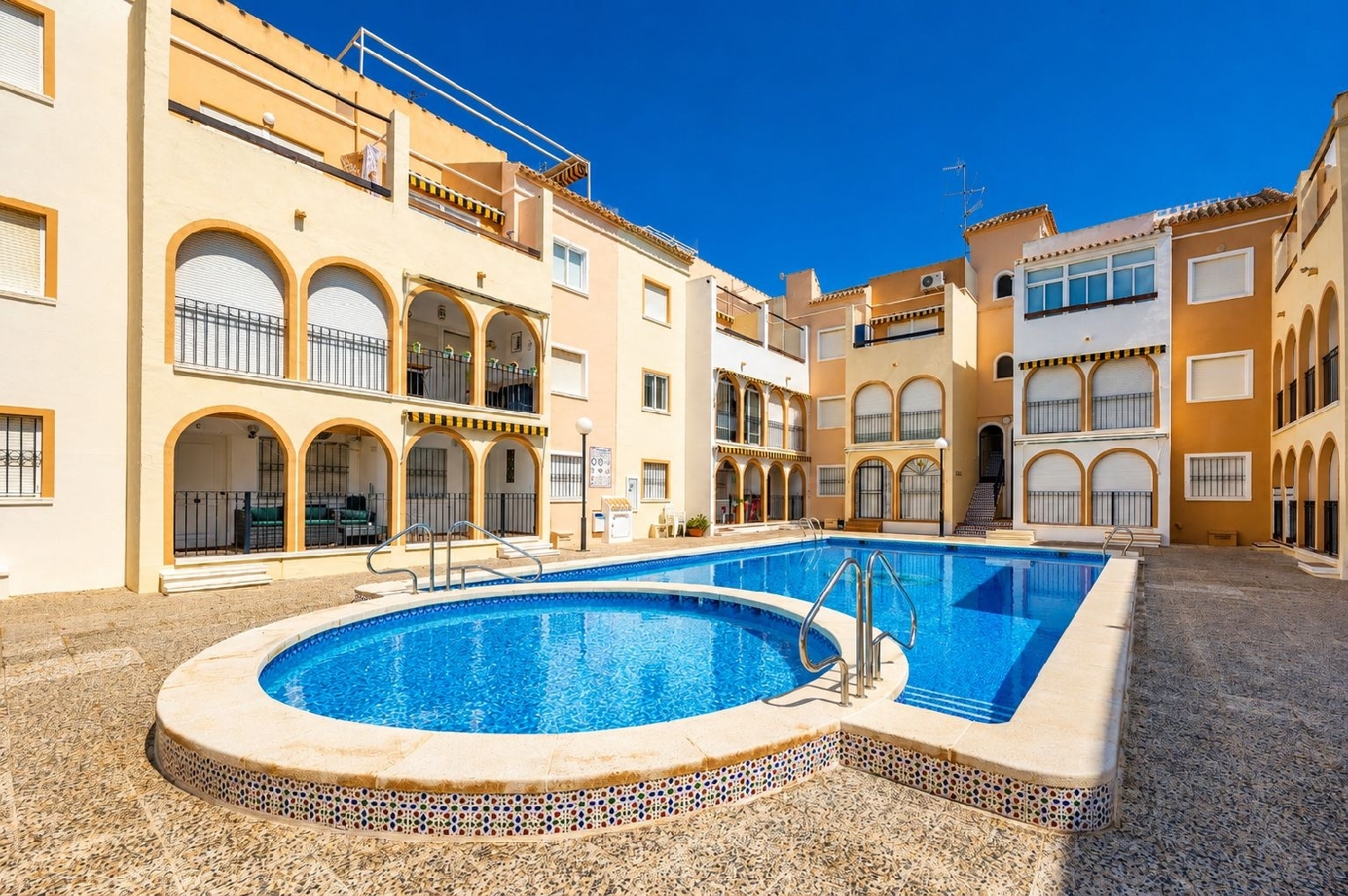  till salu hus Torrevieja Baix Segura 1