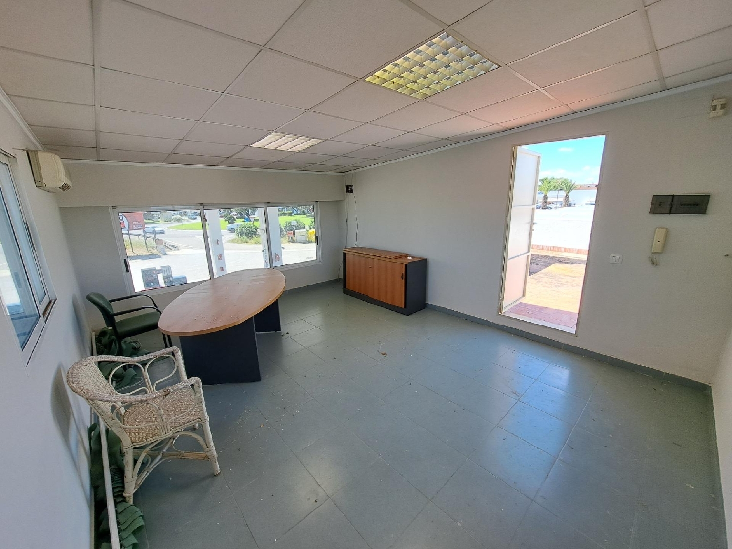 for sale office Carcaixent Ribera Alta 3