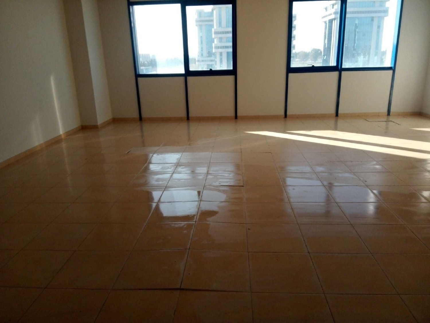 à vendre bureau Sevilla La Nueva Sur 5