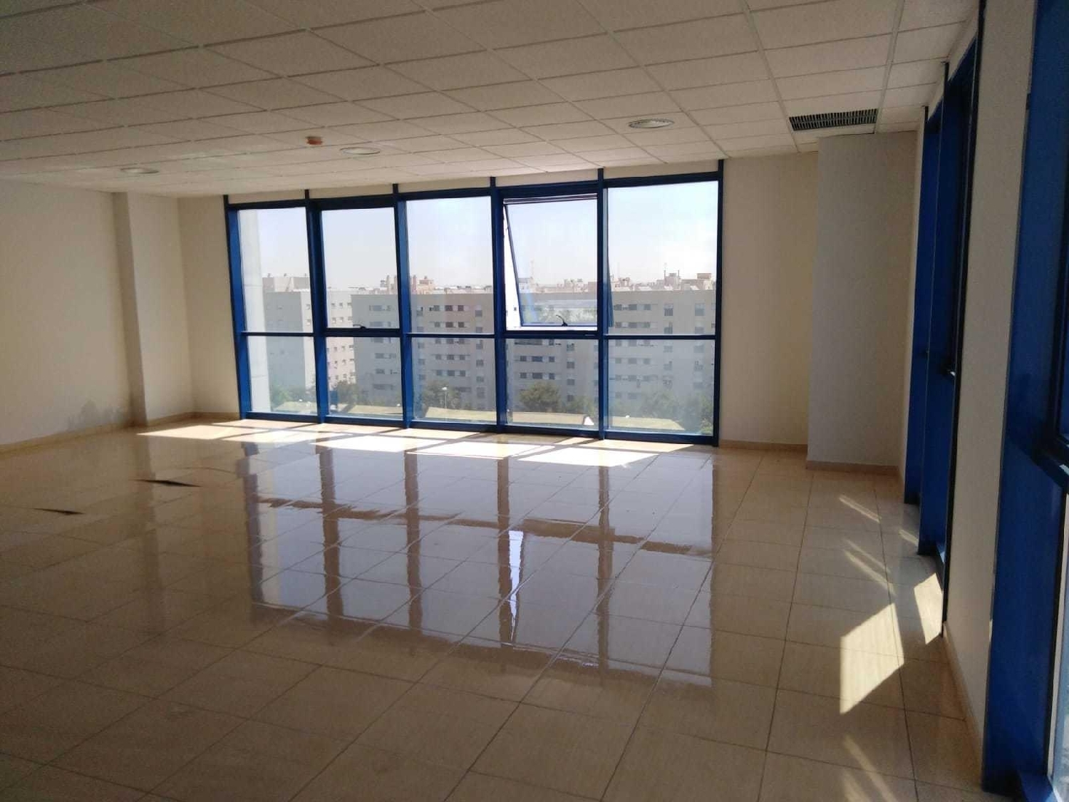 till salu kontor Sevilla La Nueva Sur 1