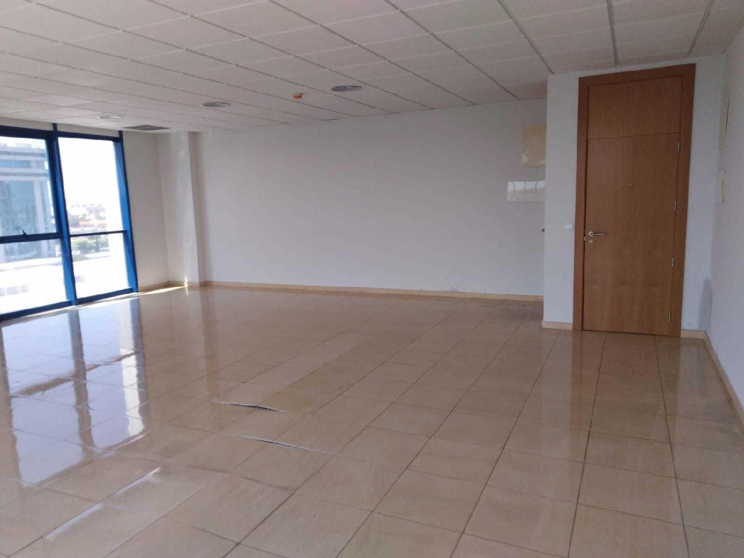 till salu kontor Sevilla La Nueva Sur 6