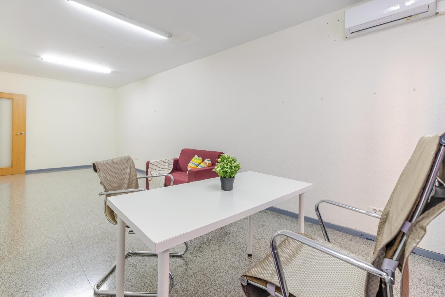 for sale office Valencia De Las Torres Campiña Sur 6