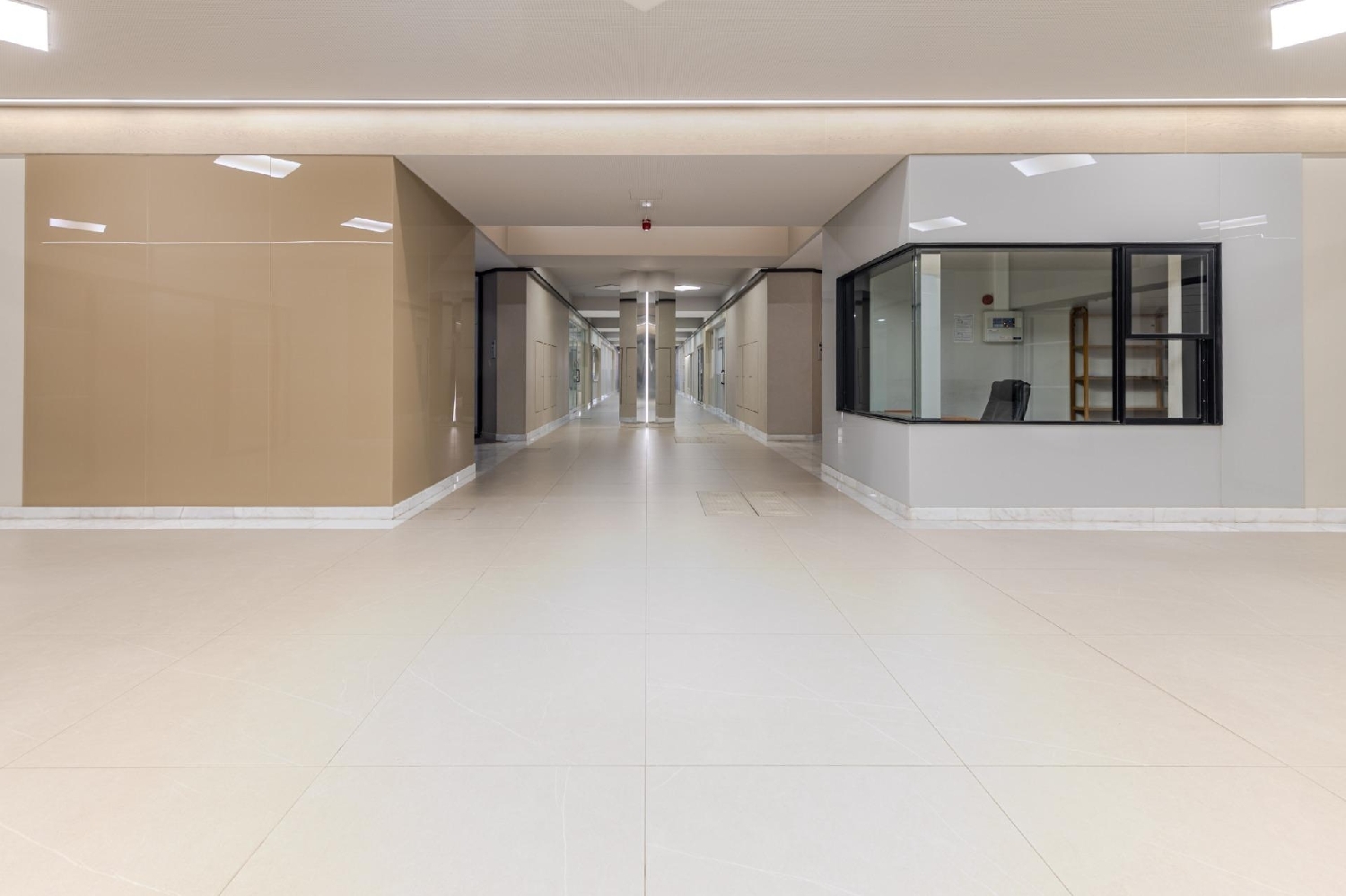 for sale office Valencia De Las Torres Campiña Sur 2