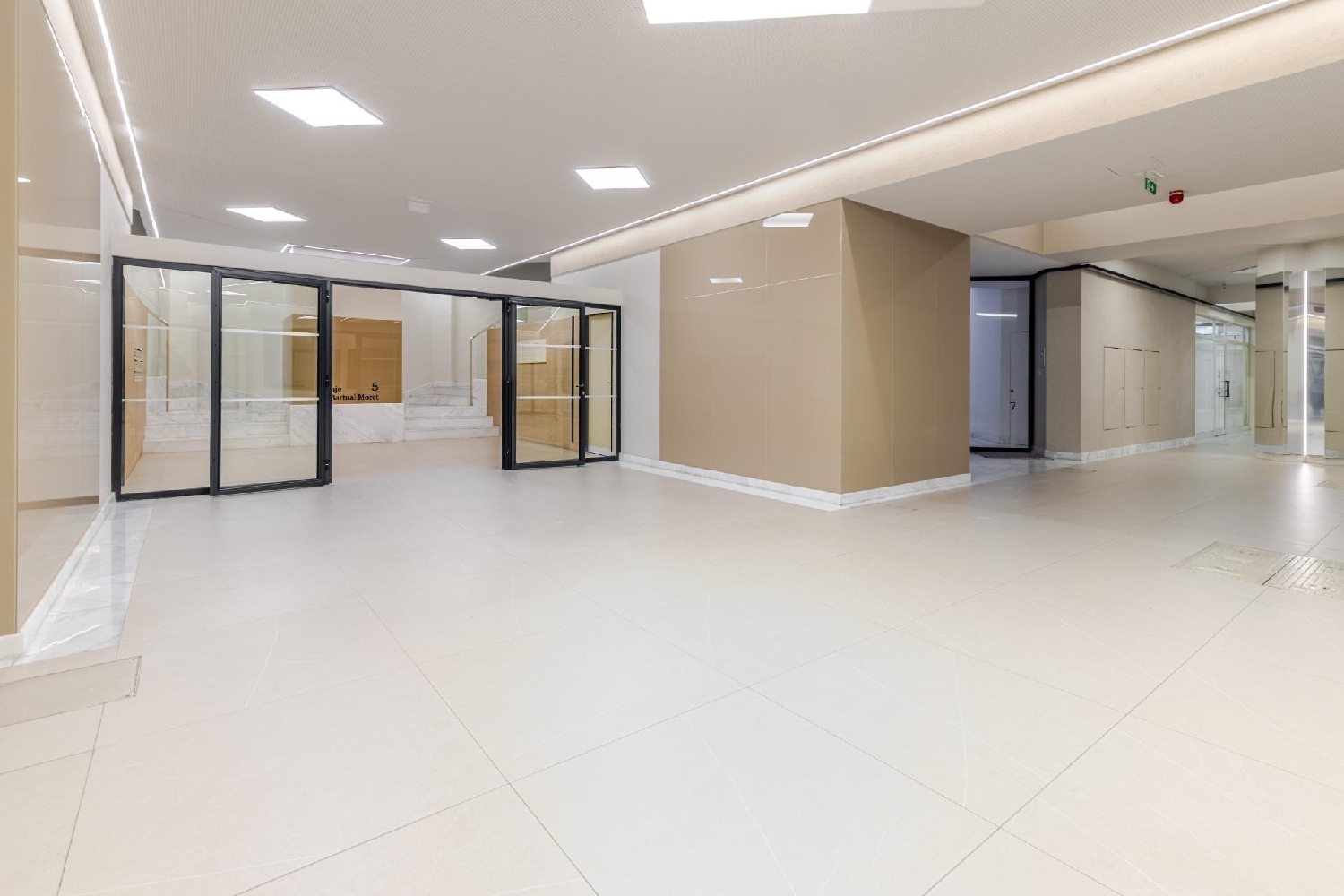  for sale office Valencia De Las Torres Campiña Sur 1