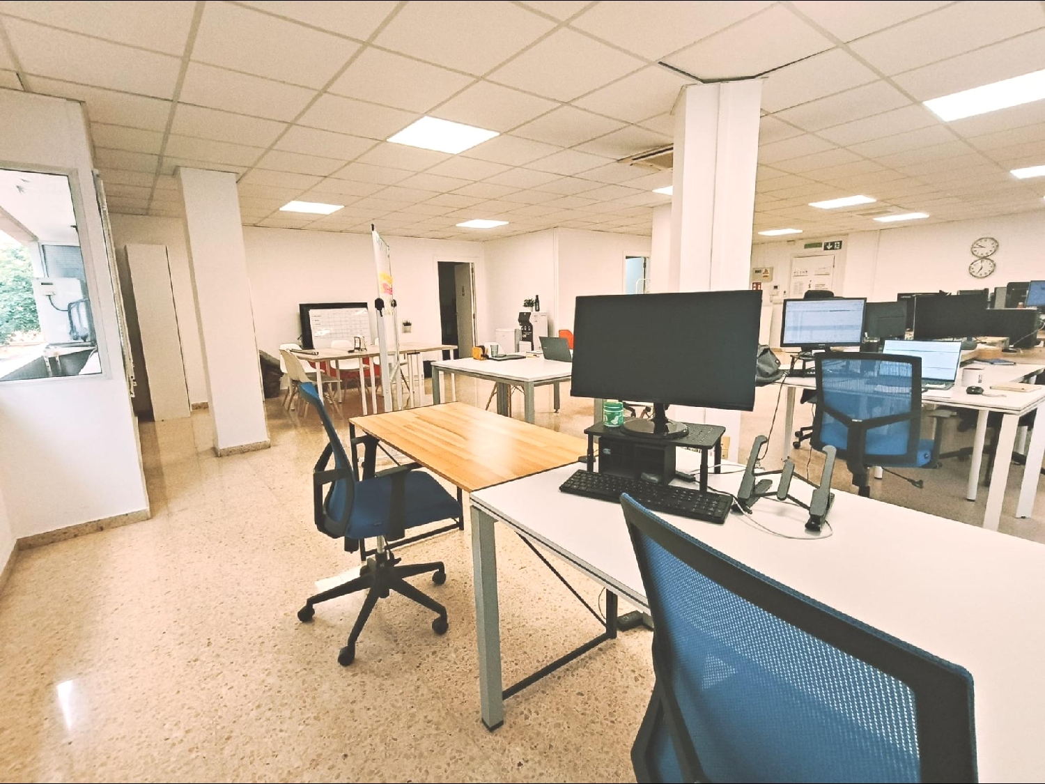 for sale office Valencia De Las Torres Campiña Sur 4