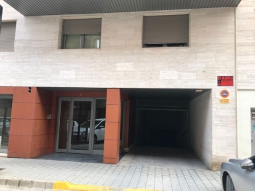 Almansa Monte Ibérico Almansa parkeerplaats foto 6383595