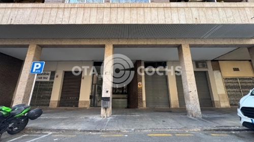 Barriada Les Tres Creus Bages Parkplatz Bild 6379402
