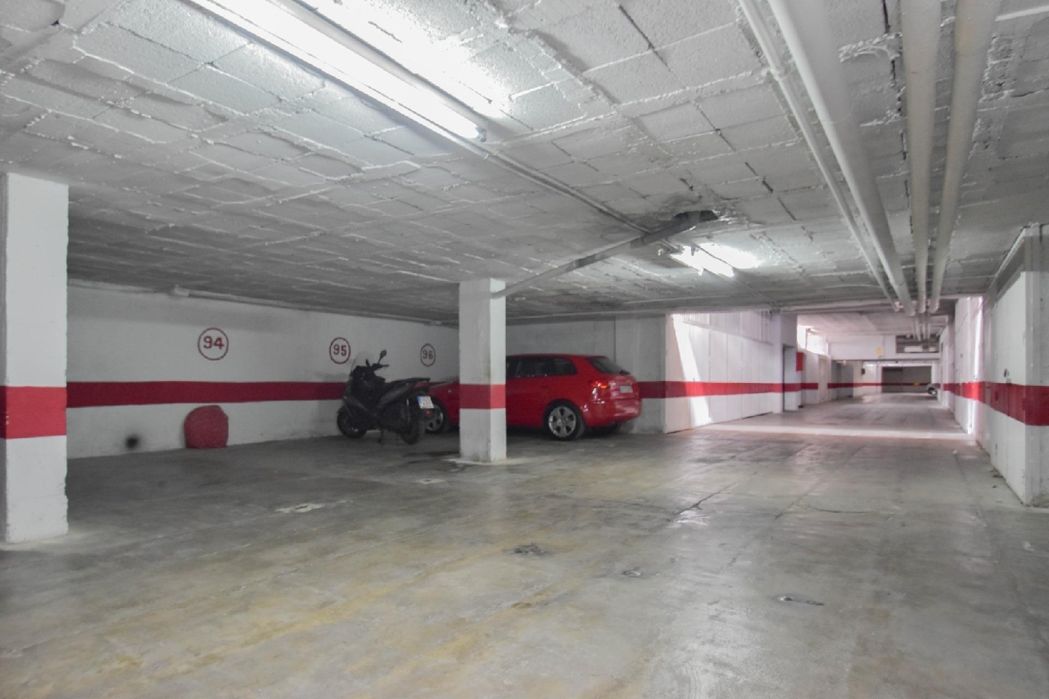  en venta parking Barrio De Granada Alacantí 8
