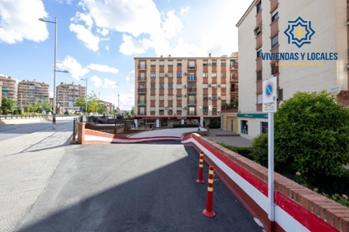 Barrio De Granada Alacantí parking foto 6385926