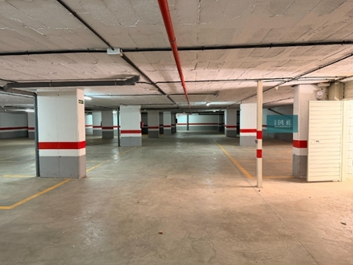 Sevilla La Nueva Sur parking foto 6380044