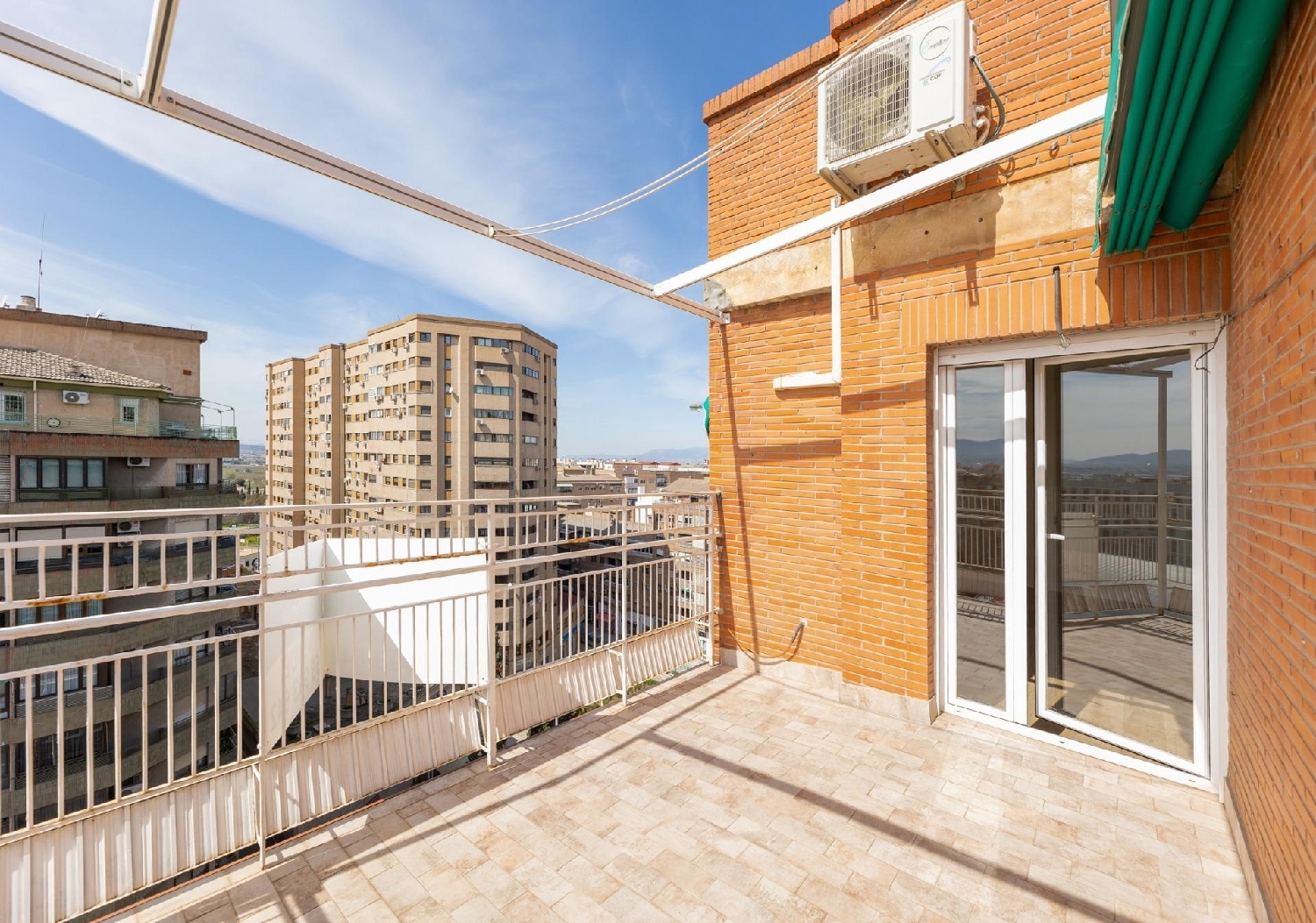 en venta ático Barrio De Granada Alacantí 3
