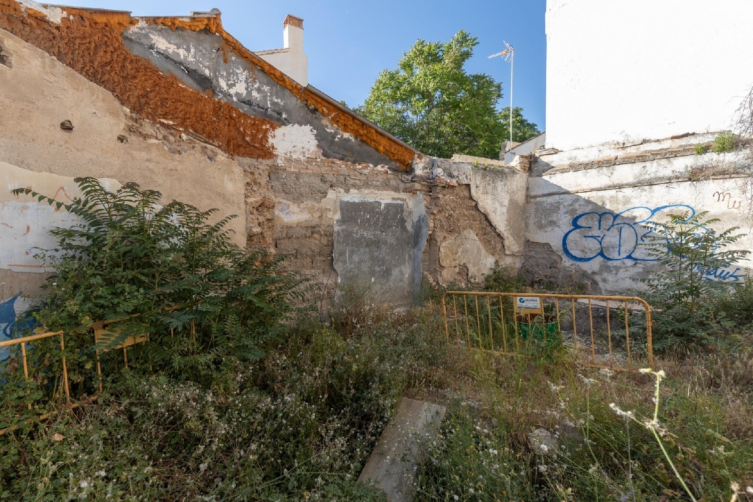  for sale plot Barrio De Granada Alacantí 2