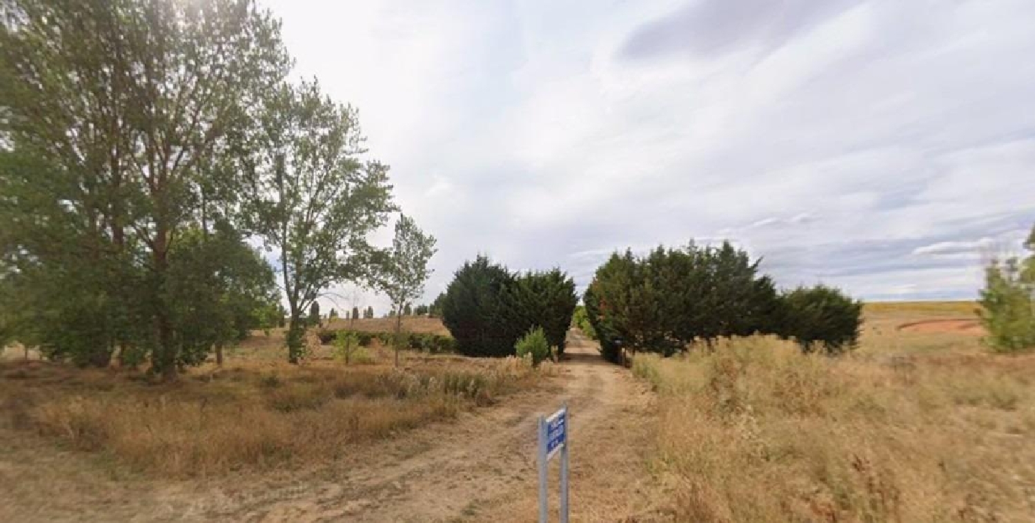  for sale plot Izagre Valencia De Don Juan 1