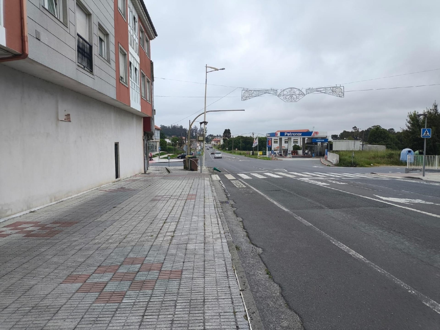  till salu lokal A Laracha Bergantiños 1