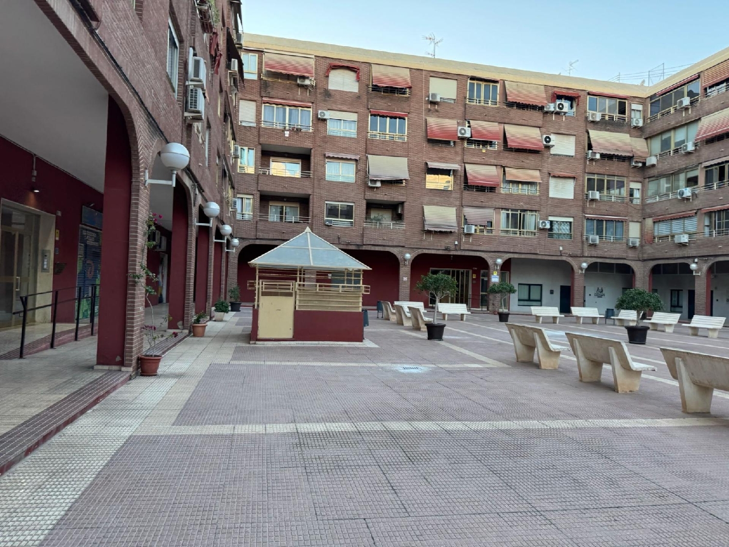 for sale commercial premise Alicante Centro 03001 Alacantí 4