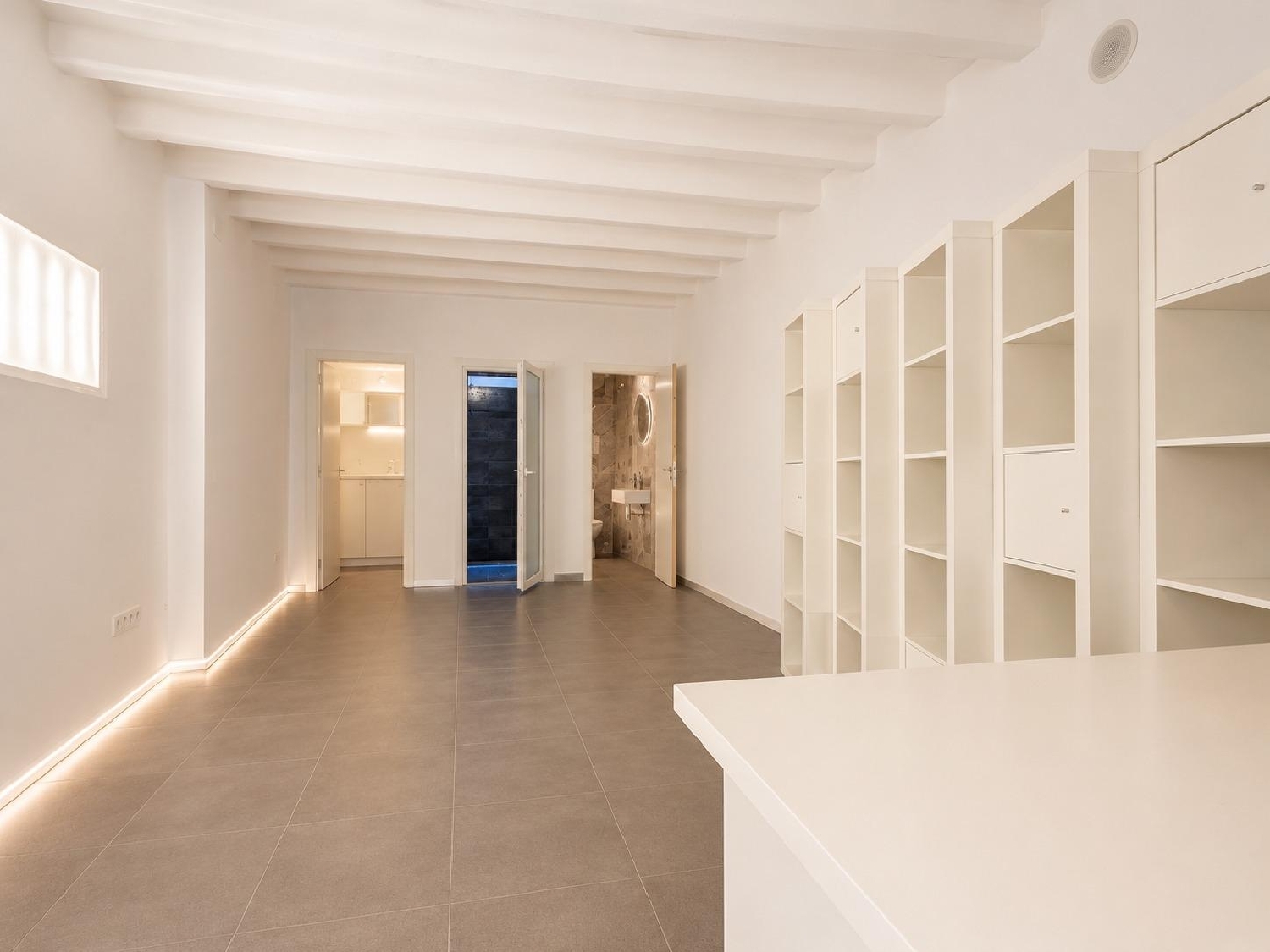  for sale commercial premise Barriada Les Tres Creus Bages 6