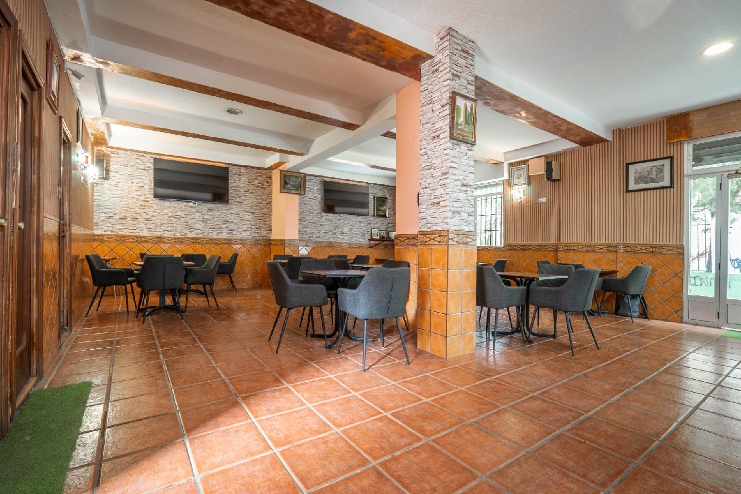  en venta local Barrio De Granada Alacantí 4