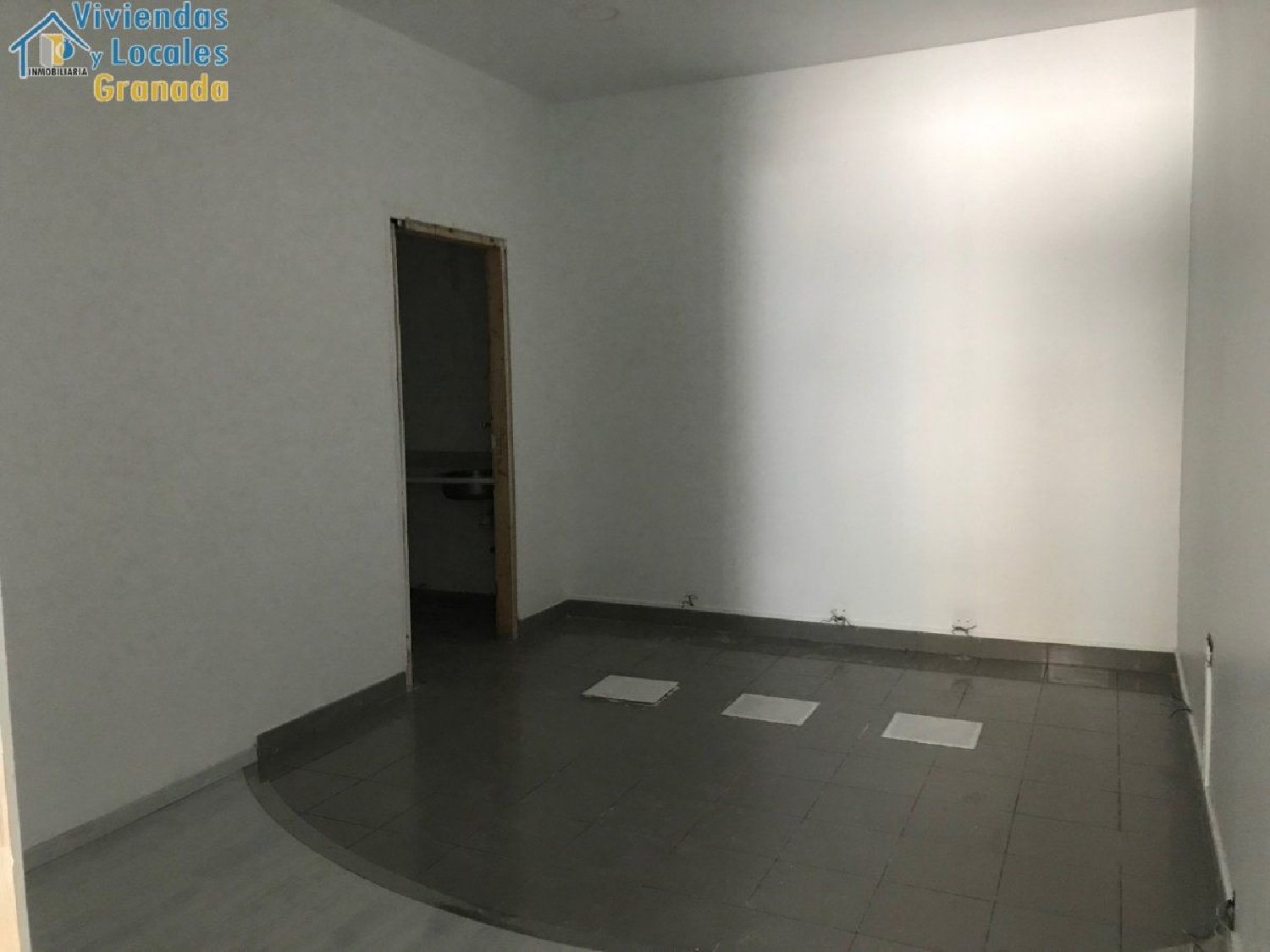  en venta local Barrio De Granada Alacantí 6
