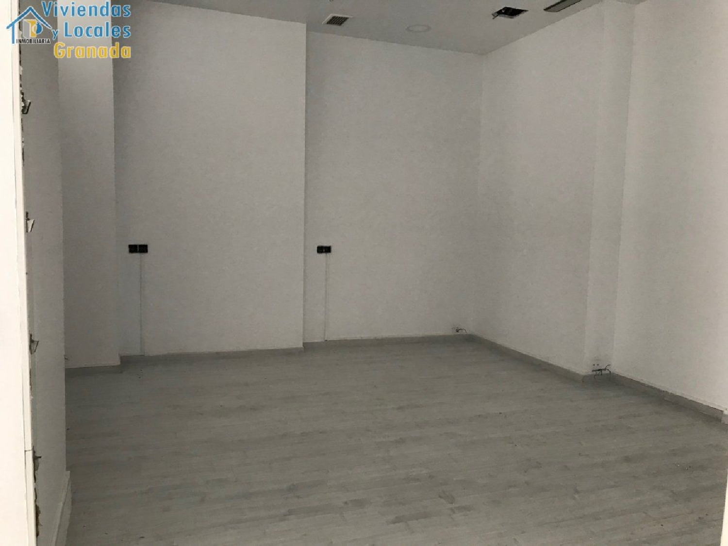 en venta local Barrio De Granada Alacantí 3