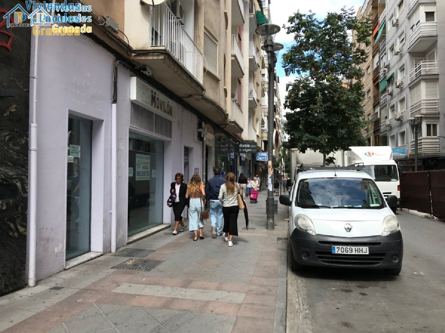 en venta local Barrio De Granada Alacantí 7