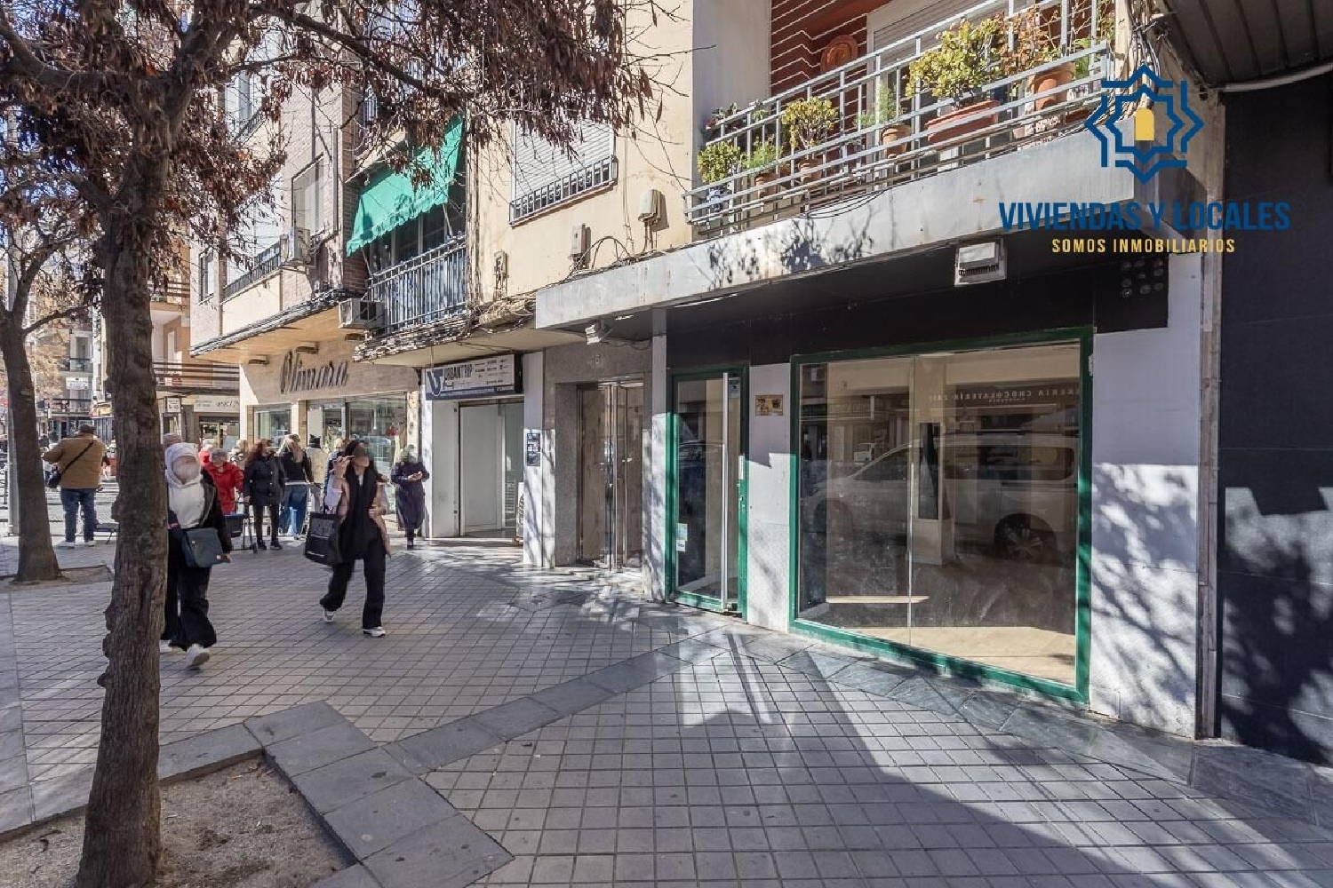  till salu lokal Barrio De Granada Alacantí 3