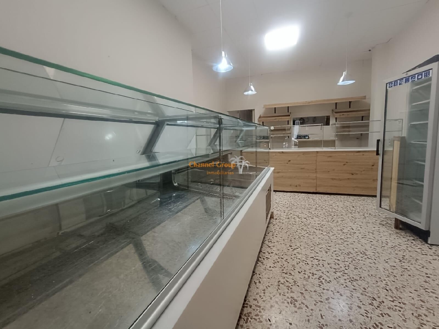  en venta local Cheda Arzúa 1