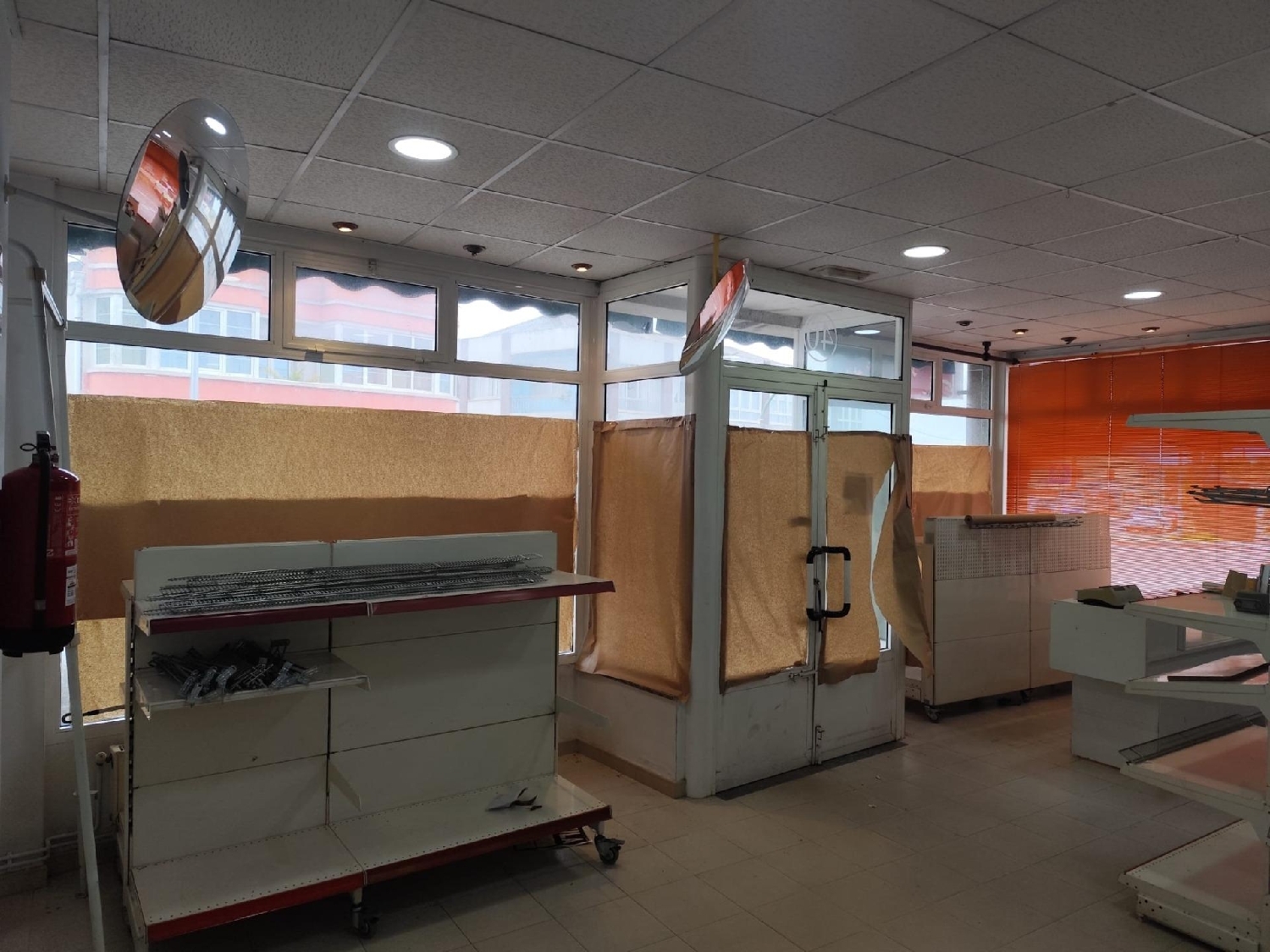  en venta local Coristanco Bergantiños 4