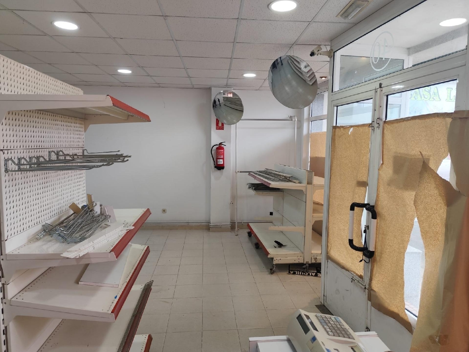  en venta local Coristanco Bergantiños 7