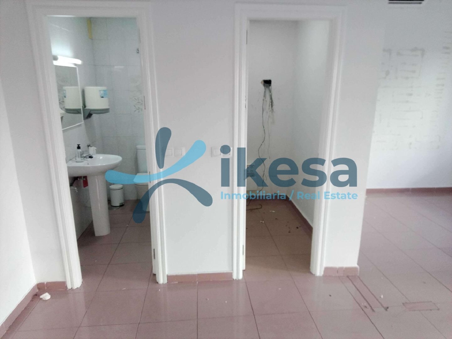  for sale commercial premise Dos Hermanas Málaga-Costa Del Sol 8