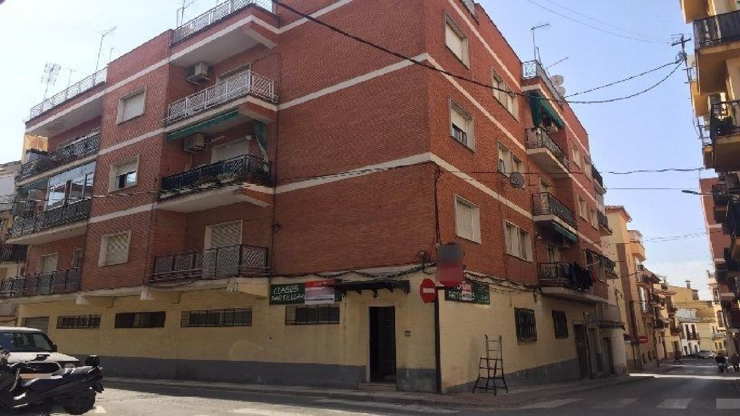 till salu lokal Maracena Vega De Granada 5