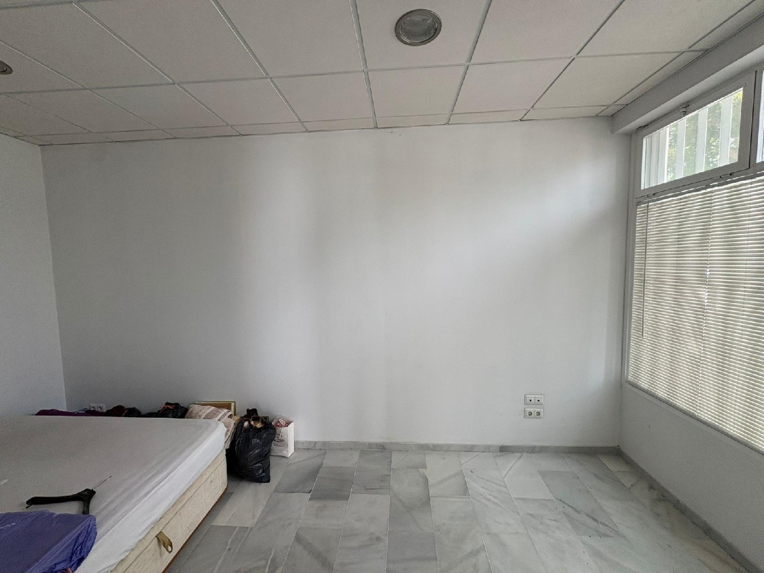 till salu lokal Sevilla La Nueva Sur 5