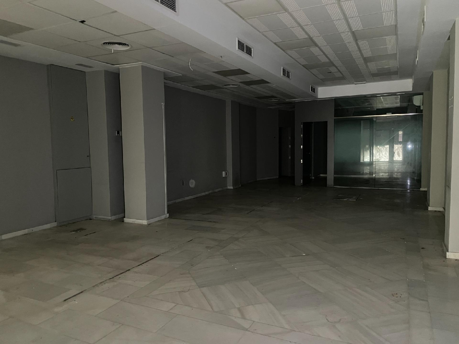  à vendre local commercial Sevilla La Nueva Sur 6