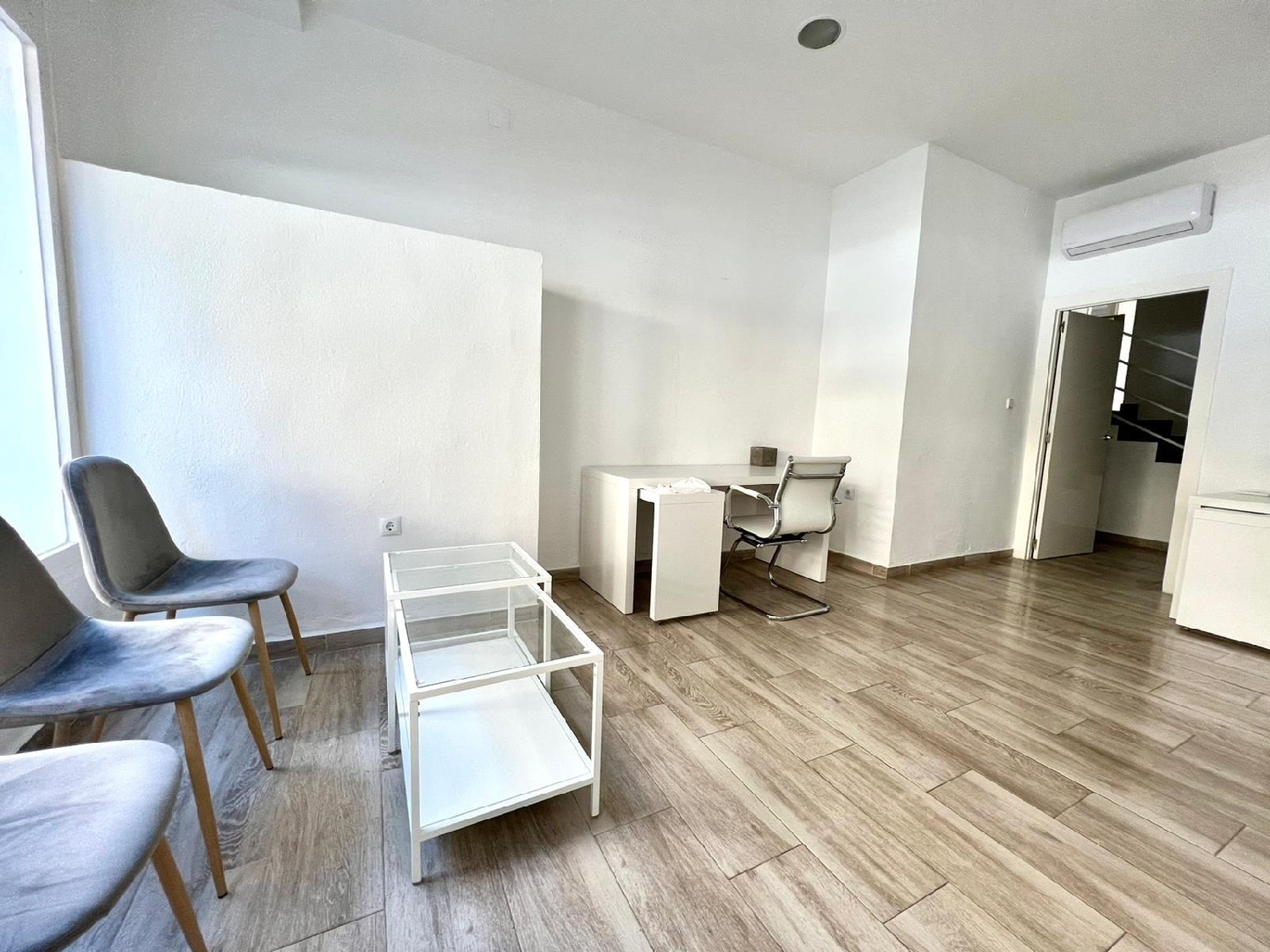  till salu lokal Valencia De Las Torres Campiña Sur 4