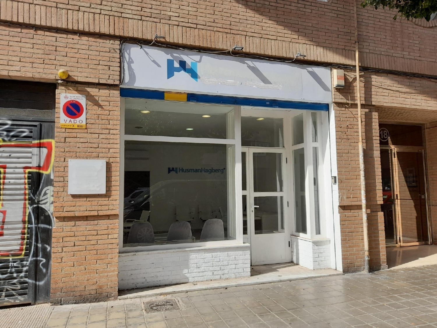  till salu lokal Valencia De Las Torres Campiña Sur 8