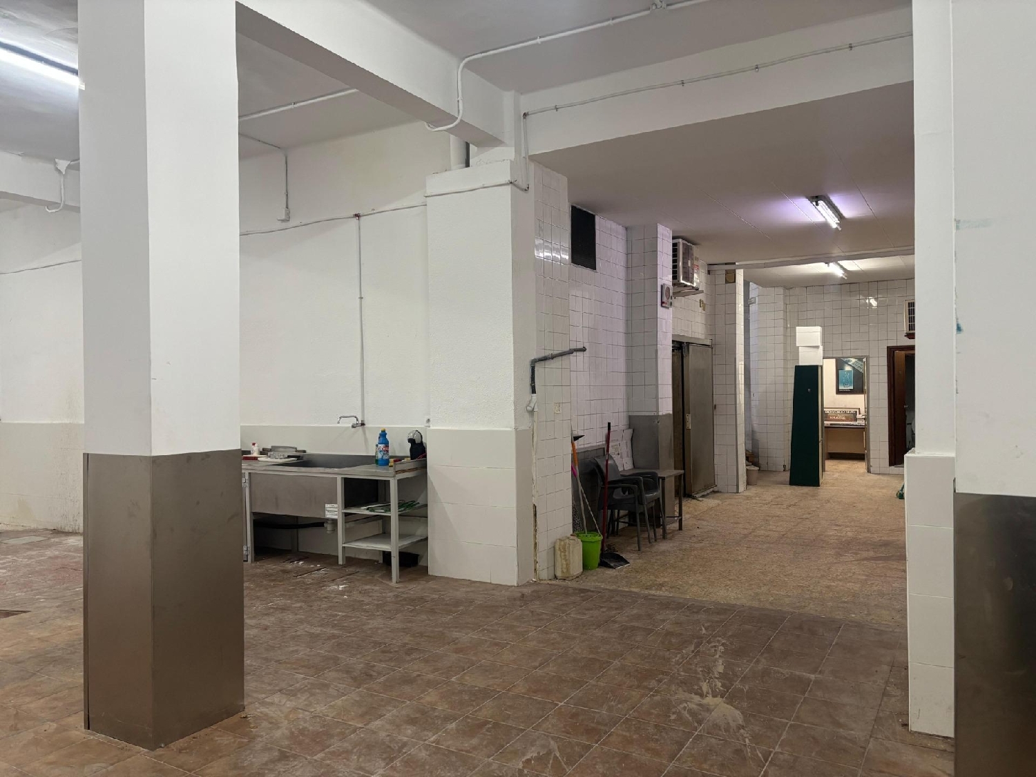  en venta local Valencia De Las Torres Campiña Sur 2