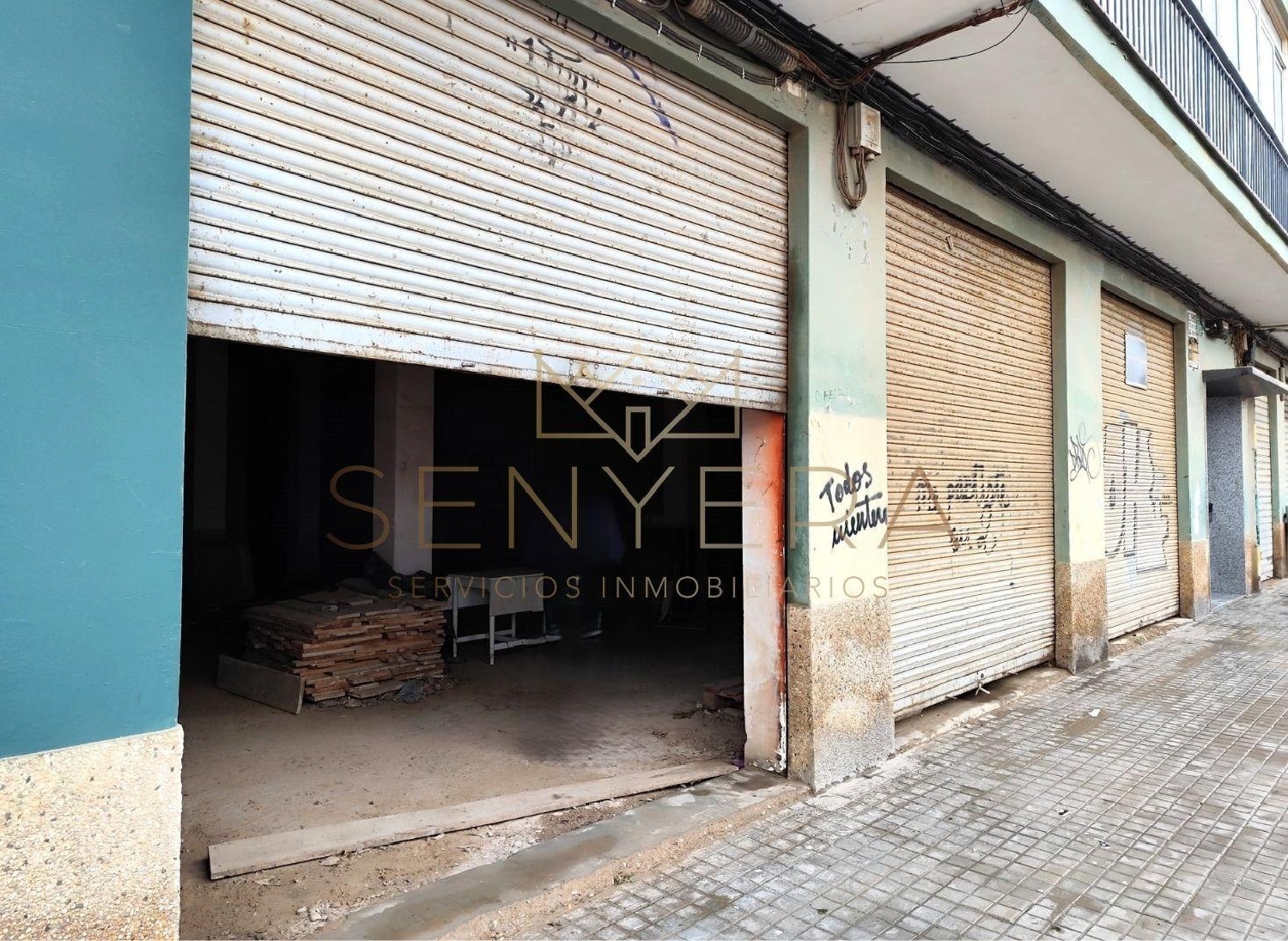 till salu lokal Valencia De Las Torres Campiña Sur 1