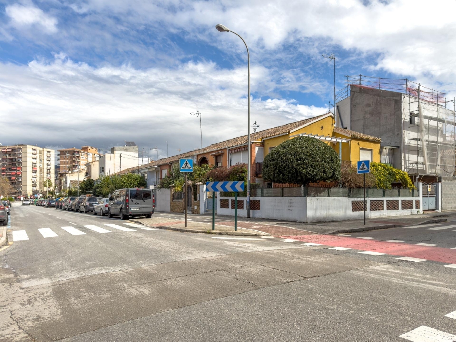  till salu parhus Barrio De Granada Alacantí 5