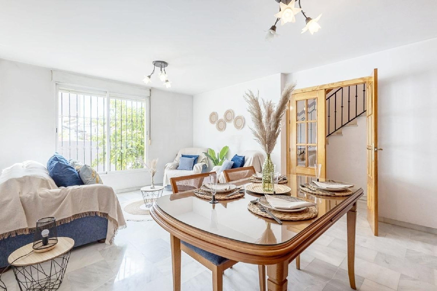 te koop twee-onder-een-kapwoning Farmillans Órdenes 3
