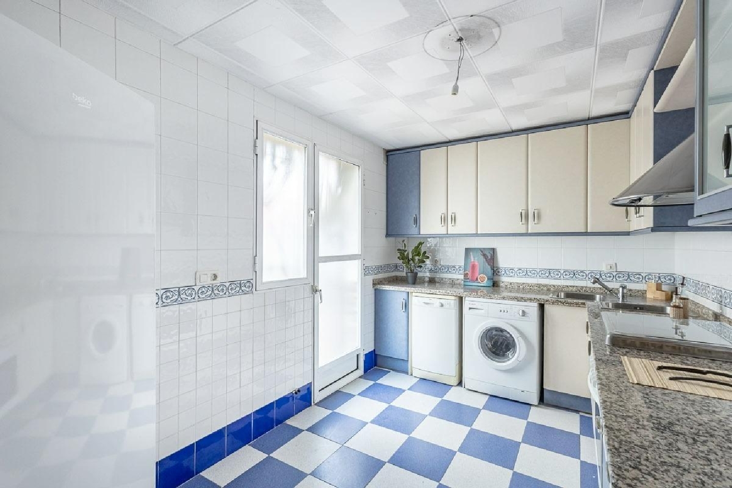 te koop twee-onder-een-kapwoning Farmillans Órdenes 8
