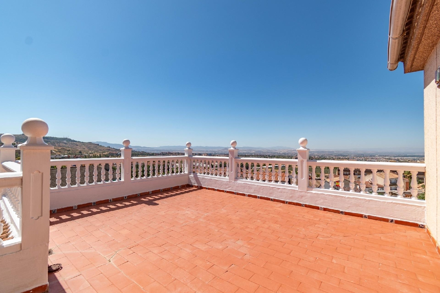  for sale semi-detached house Jun Vega De Granada 5
