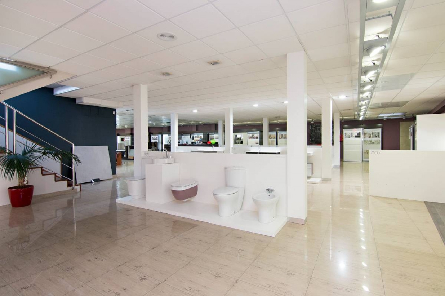 till salu butik Pulianas Vega De Granada 6