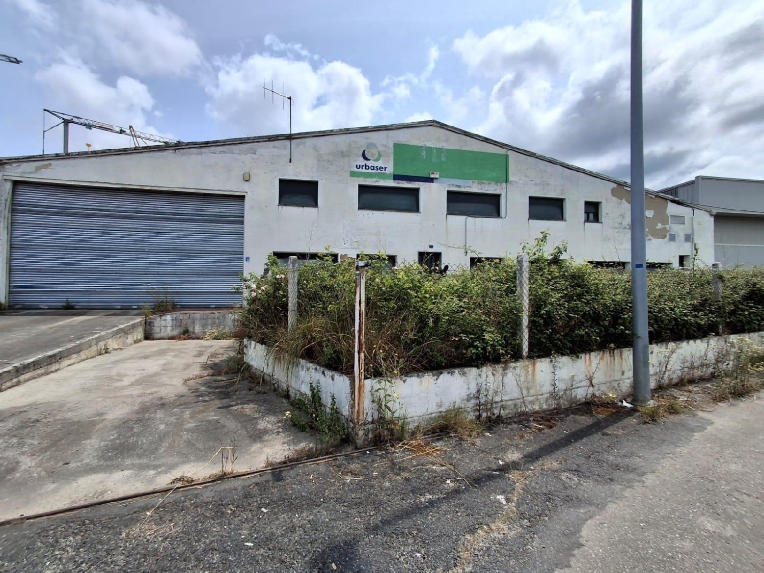  en venta comercio San Cibrao Das Viñas Ourense 2