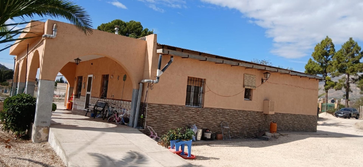till salu villa Agost Alacantí 6