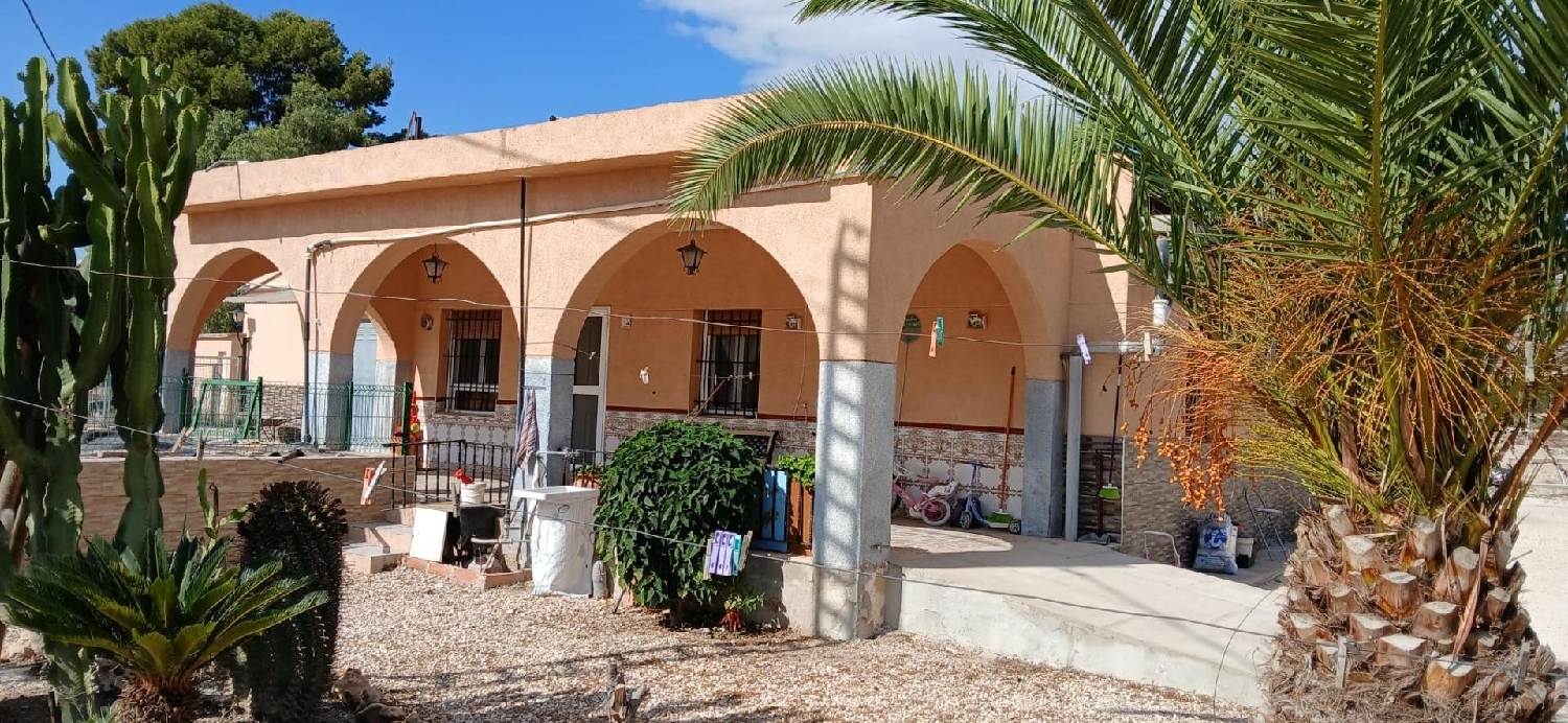 till salu villa Agost Alacantí 5